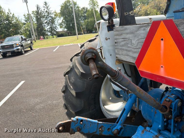 image for item FG3016 Ford 5610 tractor