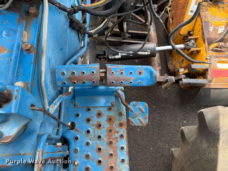 image for item FG3016 Ford 5610 tractor
