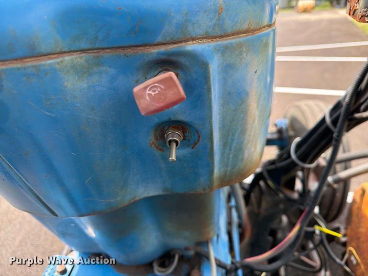 image for item FG3016 Ford 5610 tractor