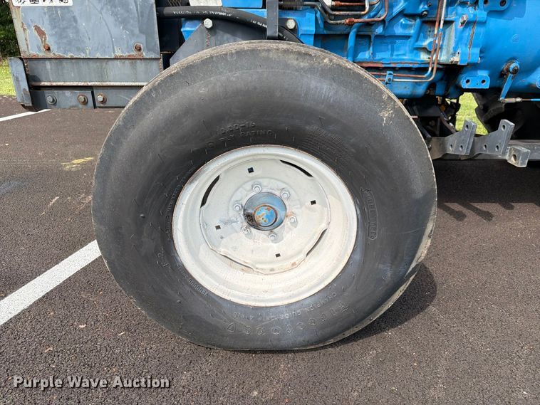 image for item FG3016 Ford 5610 tractor