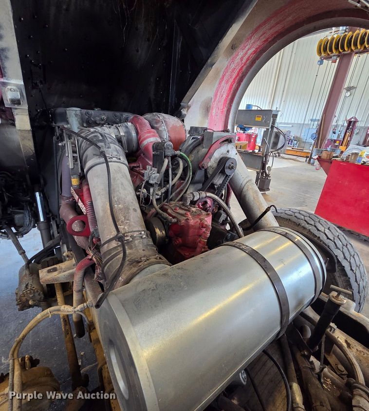 image for item FH6298 1997 E-One pumper fire truck