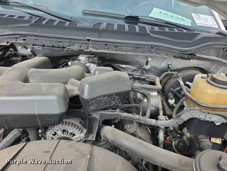 image for item FH6384 2019 Ford F350 Super Duty XL Crew Cab pickup truck
