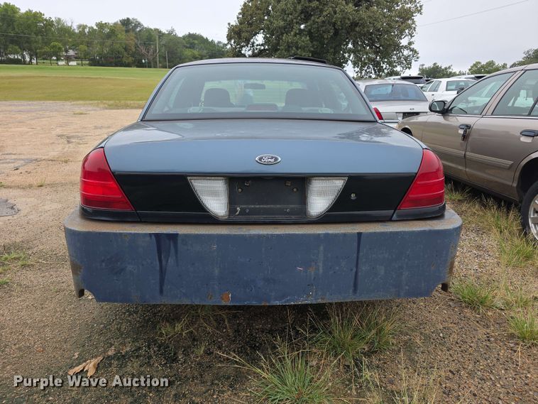 image for item FH6415 2008 Ford Crown Victoria Police Interceptor 