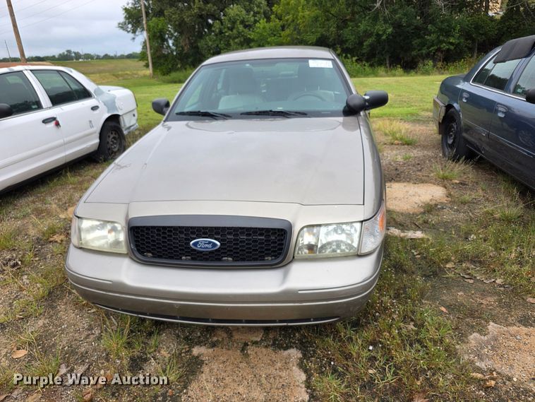 image for item FH6416 2011 Ford Crown Victoria Police Interceptor 