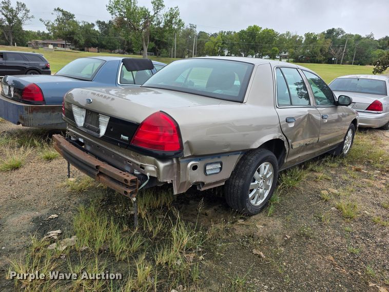 image for item FH6416 2011 Ford Crown Victoria Police Interceptor 