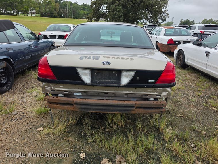 image for item FH6416 2011 Ford Crown Victoria Police Interceptor 
