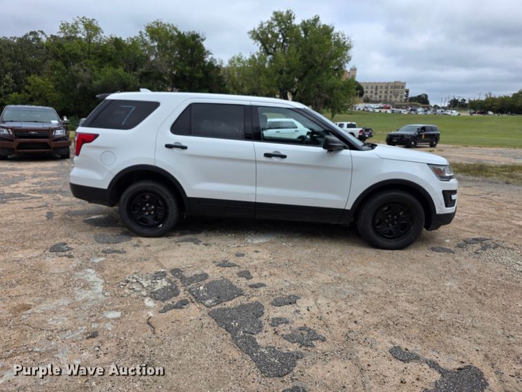 image for item FH6432 2017 Ford Explorer Police Interceptor SUV