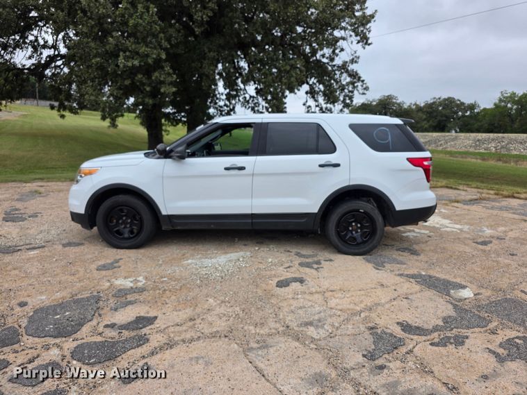 image for item FH6433 2015 Ford Explorer police interceptor  SUV