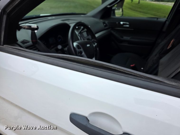 image for item FH6433 2015 Ford Explorer police interceptor  SUV