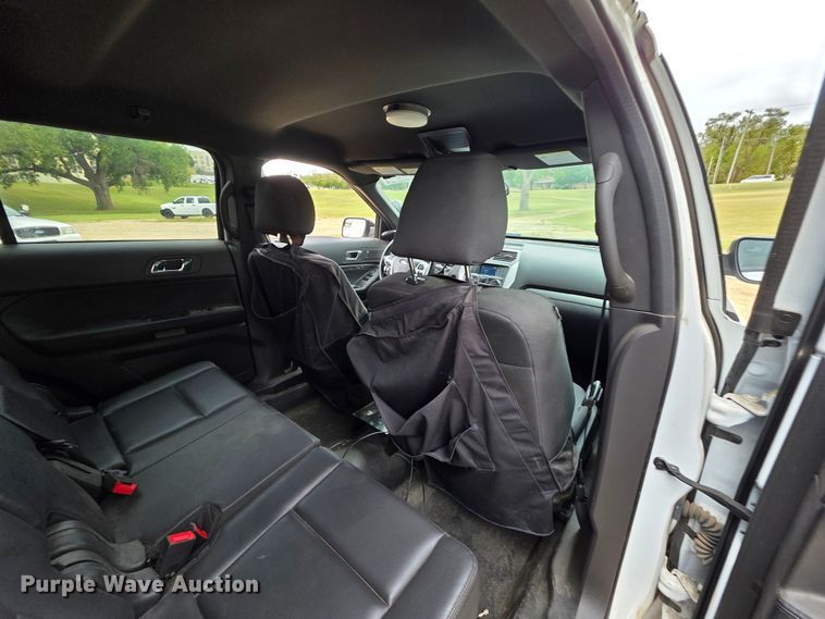 image for item FH6433 2015 Ford Explorer police interceptor  SUV