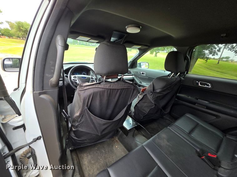 image for item FH6433 2015 Ford Explorer police interceptor  SUV