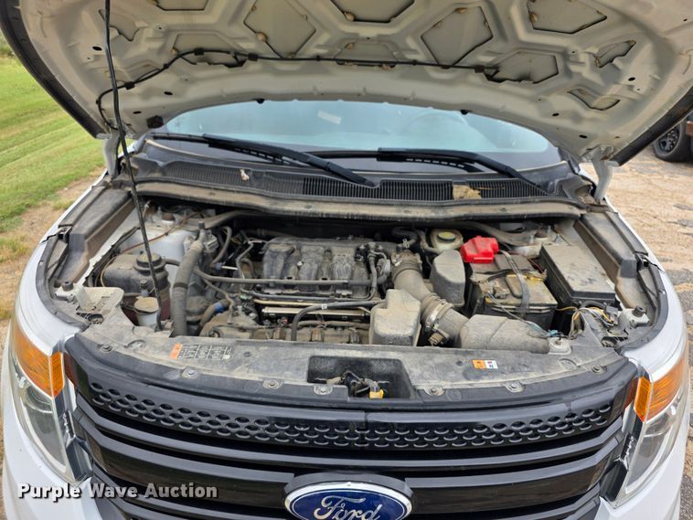 image for item FH6433 2015 Ford Explorer police interceptor  SUV