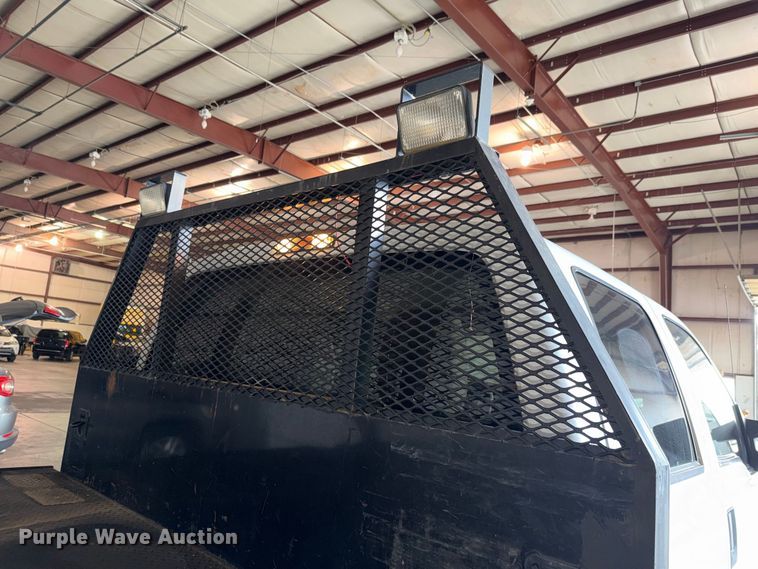image for item FH6443 2012 Ford F350 Super Duty XLT Crew Cab flatbed pickup truck