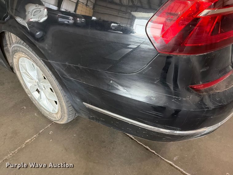 image for item FH6445 2016 Volkswagen  Passat TSI 