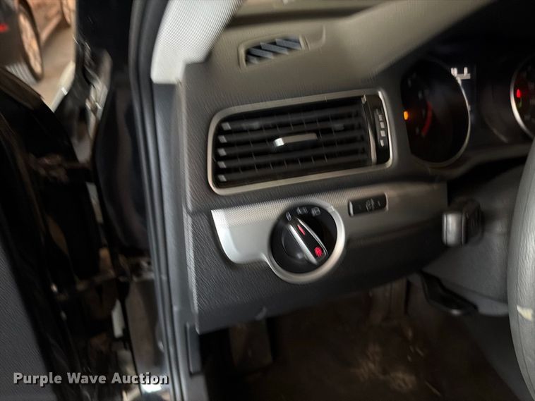 image for item FH6445 2016 Volkswagen  Passat TSI 