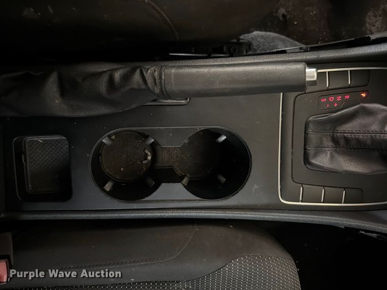 image for item FH6445 2016 Volkswagen  Passat TSI 