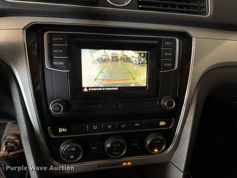 image for item FH6445 2016 Volkswagen  Passat TSI 
