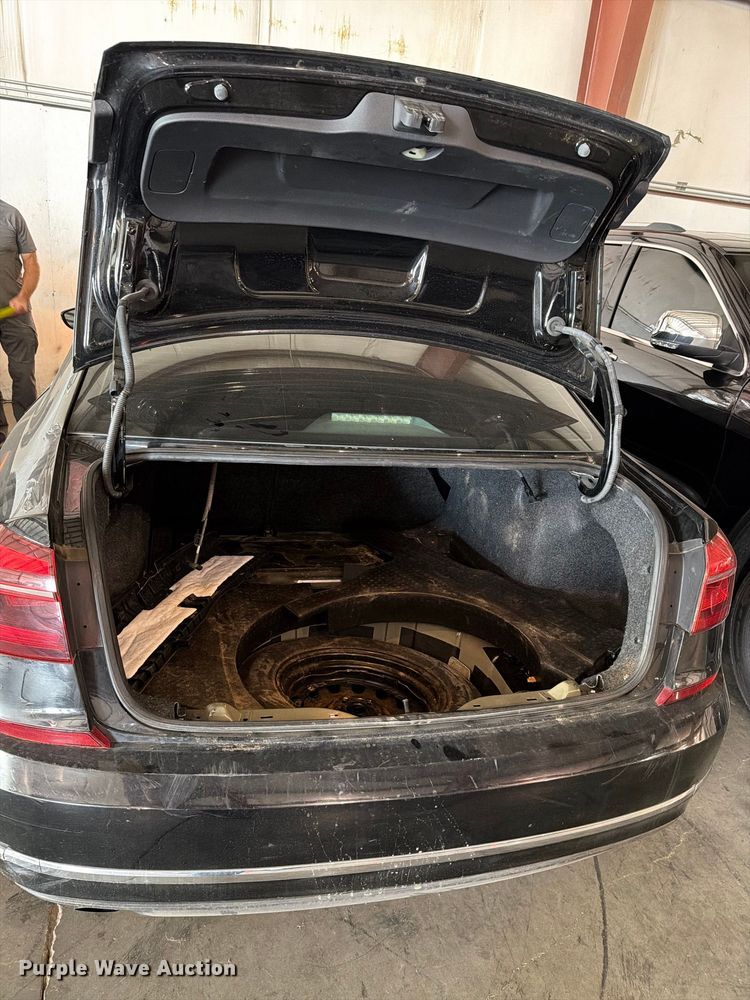 image for item FH6445 2016 Volkswagen  Passat TSI 