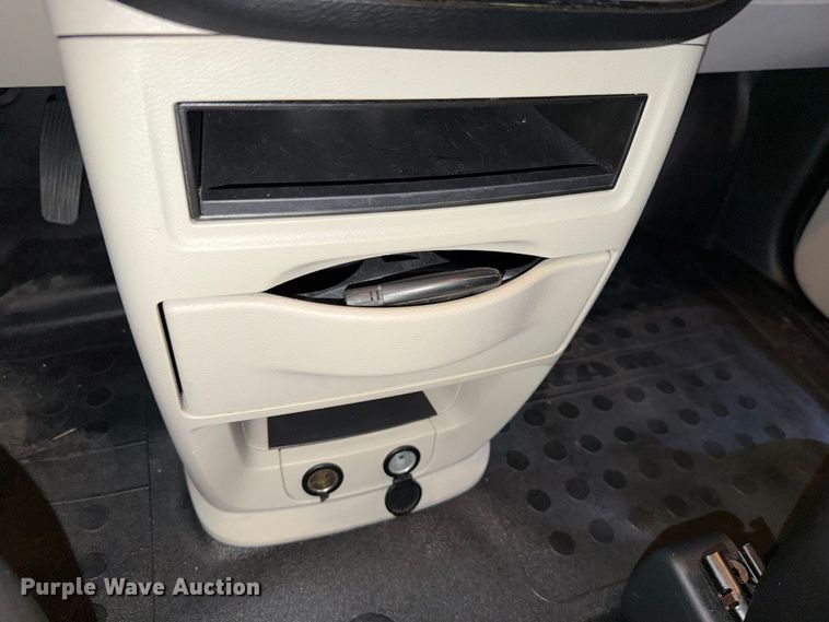 image for item FH6446 2015 RAM Cargo Van van