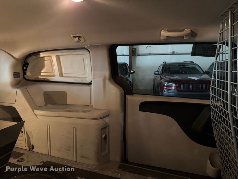 image for item FH6446 2015 RAM Cargo Van van