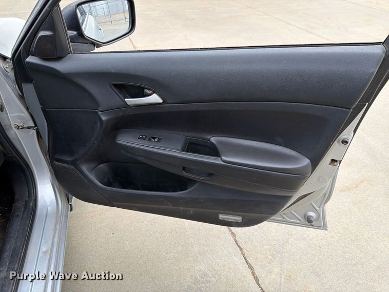 image for item FH6448 2010 Honda  Accord 