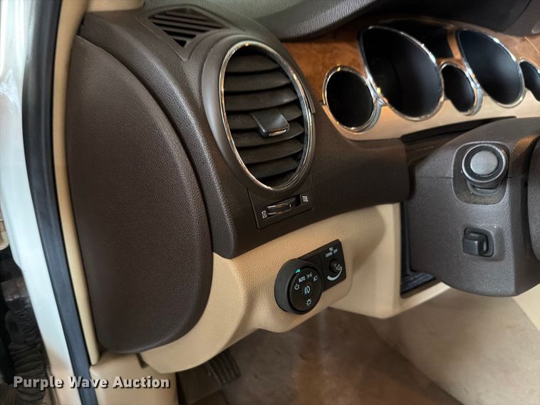 image for item FH6465 2009 Buick Enclave SUV