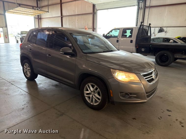 image for item FI0633 2011 Volkswagen Tiguan SUV