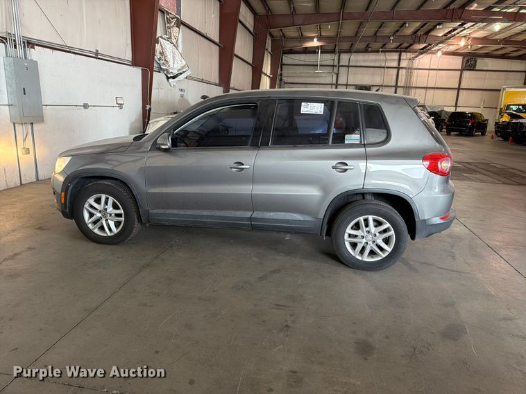 image for item FI0633 2011 Volkswagen Tiguan SUV