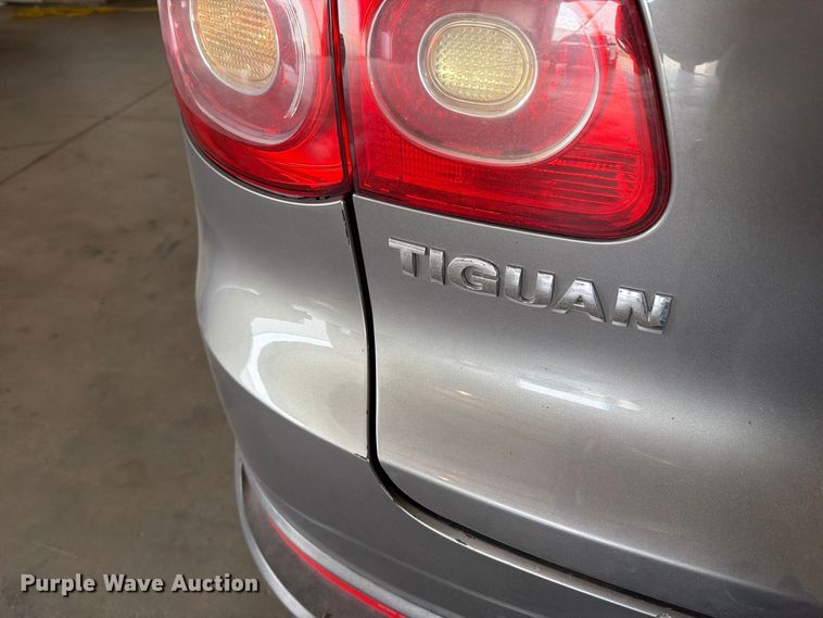 image for item FI0633 2011 Volkswagen Tiguan SUV