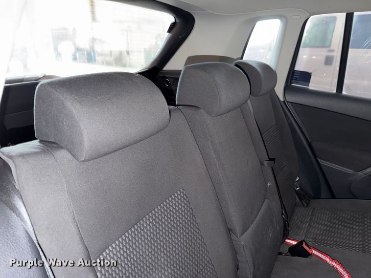 image for item FI0633 2011 Volkswagen Tiguan SUV