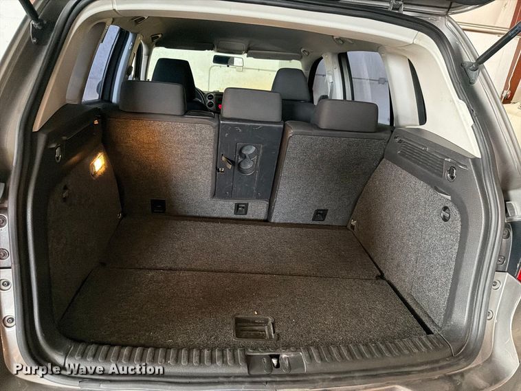 image for item FI0633 2011 Volkswagen Tiguan SUV