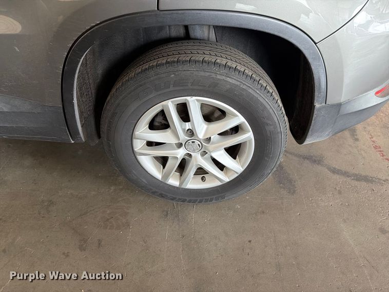 image for item FI0633 2011 Volkswagen Tiguan SUV