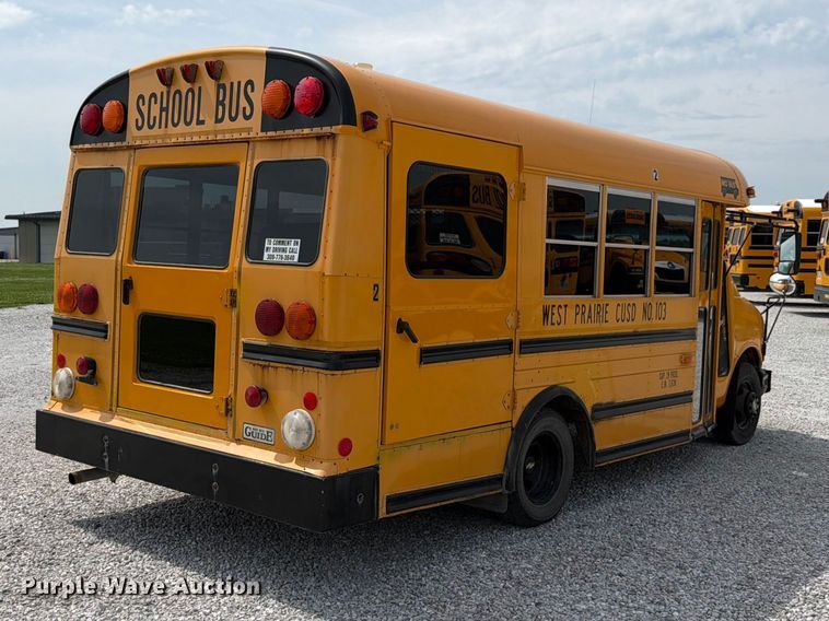 image for item FK4057 2000 Chevrolet Express G3500 school bus