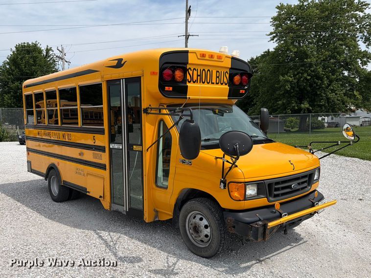 image for item FK4059 2005 Ford E450 school bus