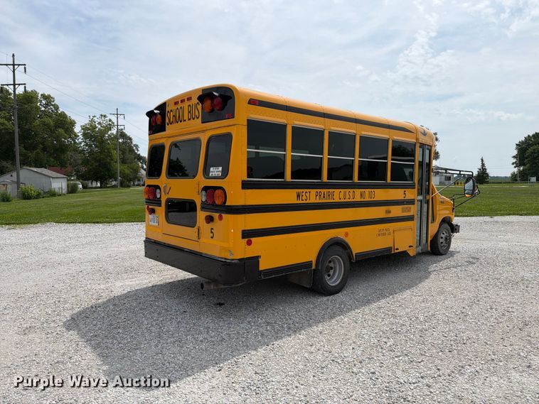 image for item FK4059 2005 Ford E450 school bus