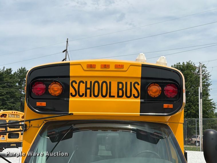 image for item FK4059 2005 Ford E450 school bus