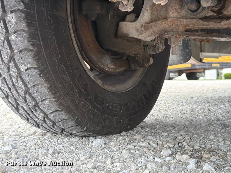 image for item FK4059 2005 Ford E450 school bus