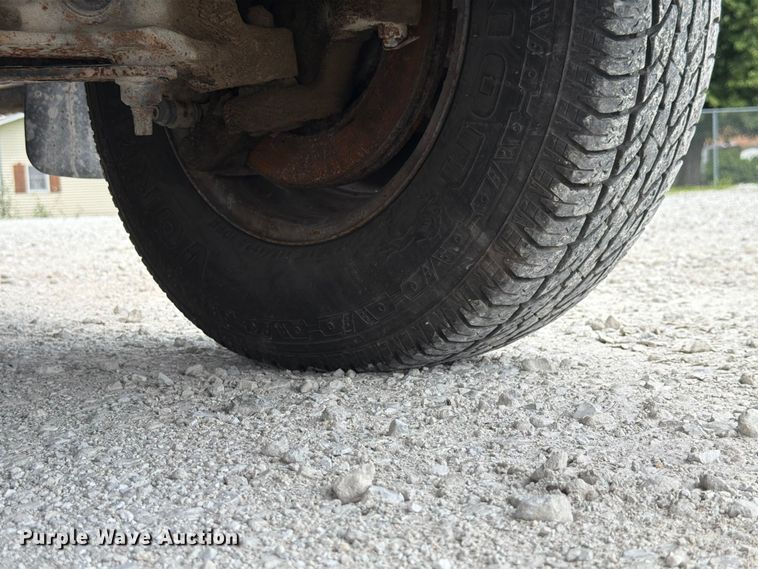 image for item FK4059 2005 Ford E450 school bus