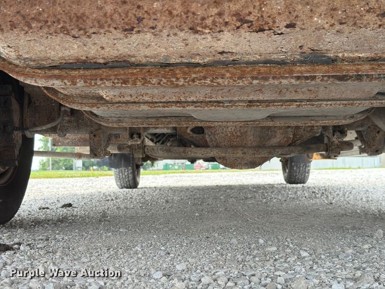 image for item FK4059 2005 Ford E450 school bus