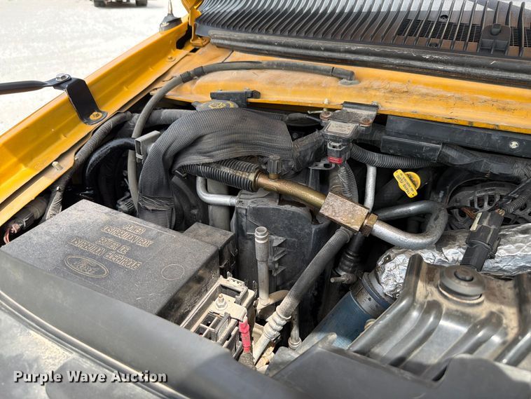 image for item FK4059 2005 Ford E450 school bus