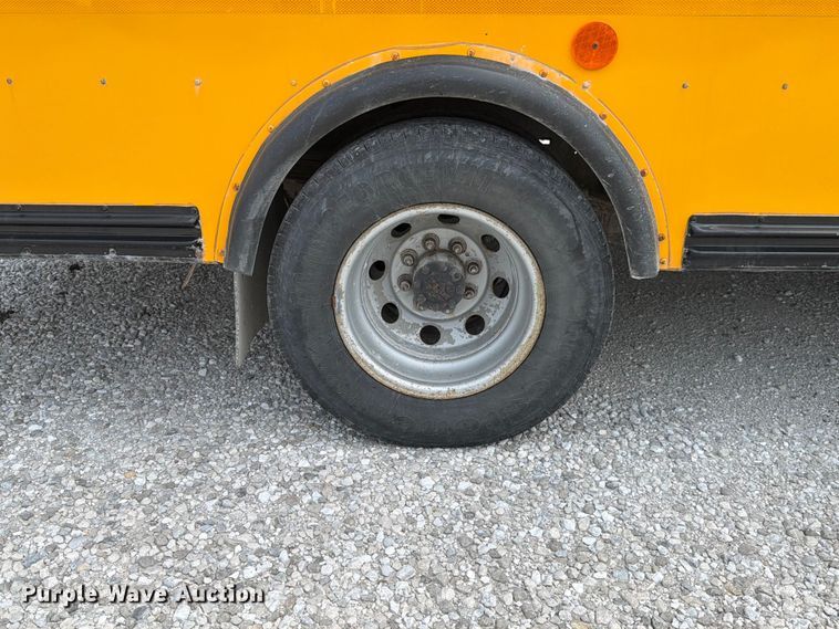 image for item FK4059 2005 Ford E450 school bus