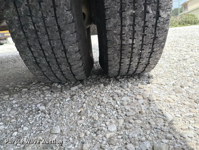 image for item FK4059 2005 Ford E450 school bus