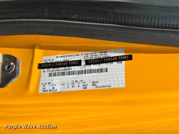 image for item FK4059 2005 Ford E450 school bus