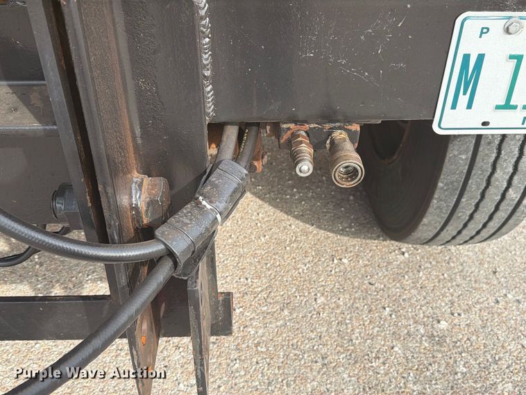 image for item FK4158 1999 International 4900 dump truck