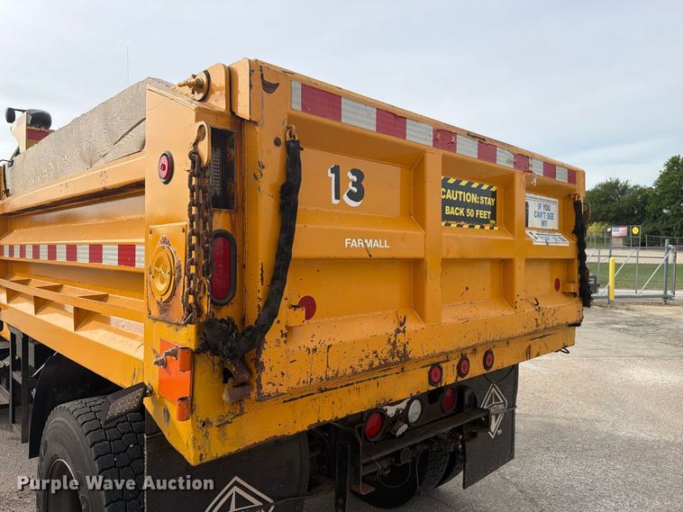 image for item FK4158 1999 International 4900 dump truck