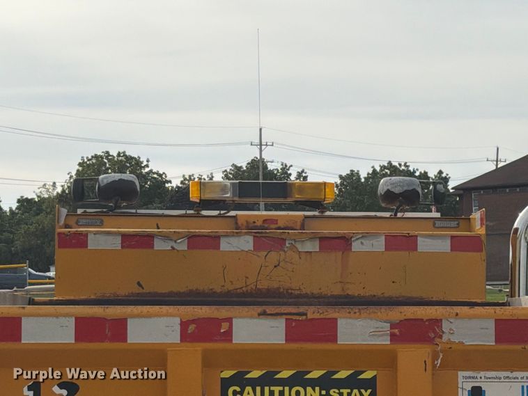 image for item FK4158 1999 International 4900 dump truck