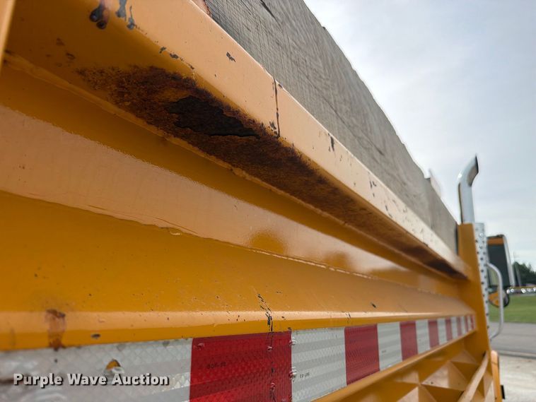 image for item FK4158 1999 International 4900 dump truck