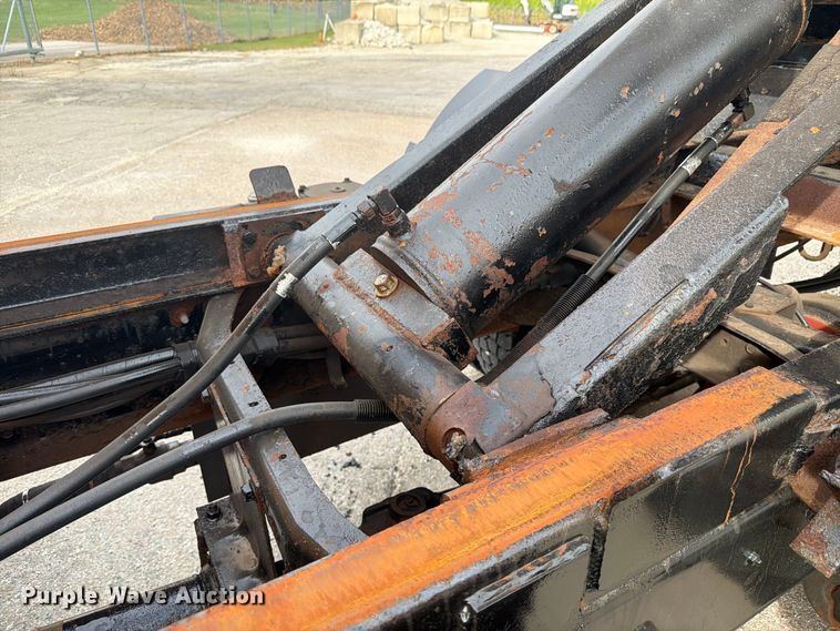image for item FK4158 1999 International 4900 dump truck