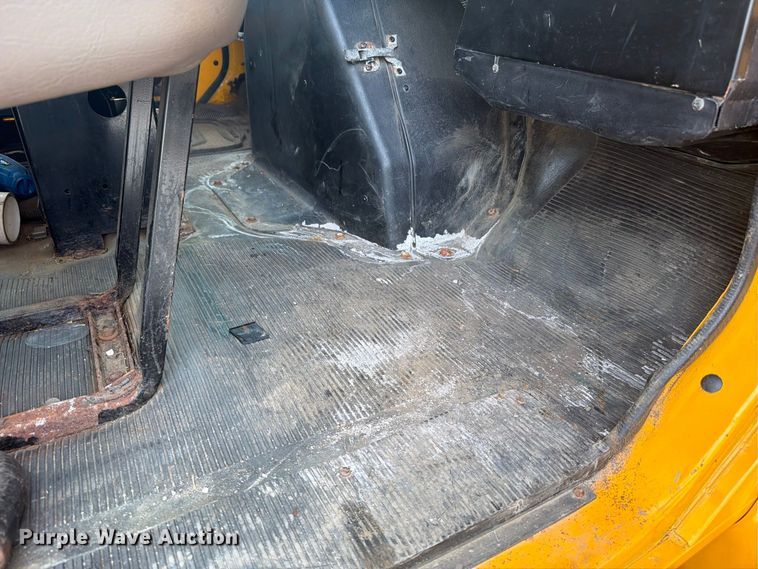 image for item FK4158 1999 International 4900 dump truck