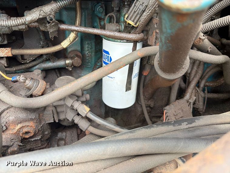 image for item FK4158 1999 International 4900 dump truck